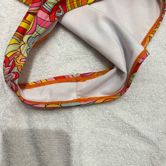 Boohoo NWOT Women’s SZ 12 70s Floral Bandeau Cheeky High Cut One Piece Swimsuit - Picture 7 of 8